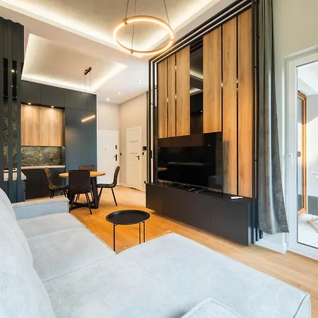 Malczewskiego 85 By Homeprime